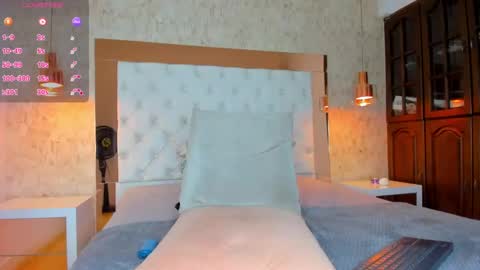 Ashleey Brownn  online show from December 19, 2024, 1:39 am