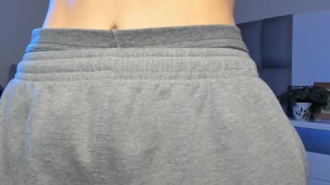 Carolina  online show from December 29, 2024, 12:41 am