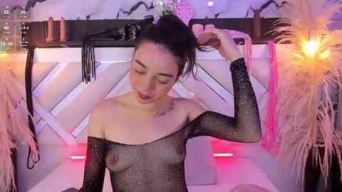 ashley_7777 online show from May 6, 2026, 2:22 pm