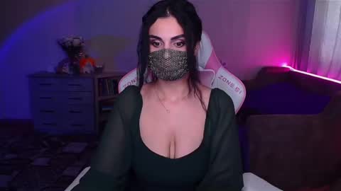   Yasmina   online show from February 18, 2025, 4:26 am