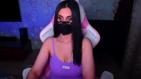   Yasmina   online show from December 4, 2025, 4:33 am