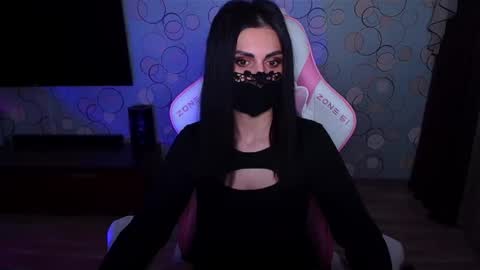 Snapshot of ashley__cooper__ chatting on April 29, 2026, 4:05 am Yasmina online show from April 29, 2026, 4:05 am