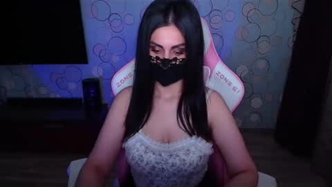 Snapshot of ashley__cooper__ chatting on June 1, 2026, 5:31 am Yasmina online show from June 1, 2026, 5:31 am