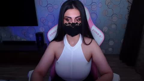 Snapshot of ashley__cooper__ chatting on June 5, 2026, 7:36 am Yasmina online show from June 5, 2026, 7:36 am