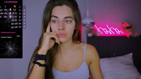 Ashley online show from November 12, 2025, 5:02 pm