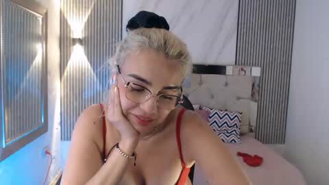 ashley__tylor online show from July 25, 2026, 9:56 pm