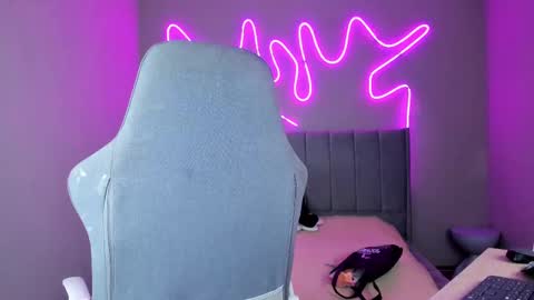 Snapshot of ashley_cush chatting on October 10, 2025, 6:45 am ASHLEY online show from October 10, 2025, 6:45 am