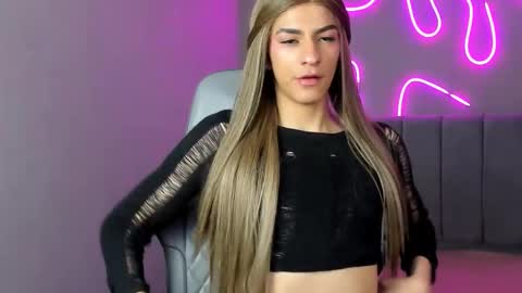 Snapshot of ashley_cush chatting on October 16, 2025, 6:47 am ASHLEY online show from October 16, 2025, 6:47 am