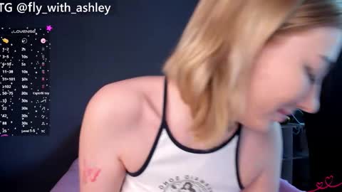 ashley_fly online show from September 13, 2025, 6:13 am
