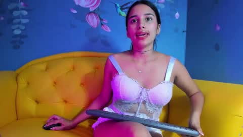 Snapshot of ashley_fresita chatting on January 18, 2025, 3:42 am ASHLEY online show from January 18, 2025, 3:42 am