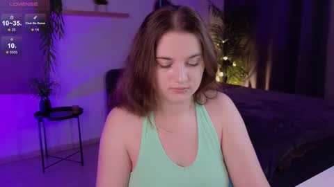   online show from October 1, 2025, 7:25 am