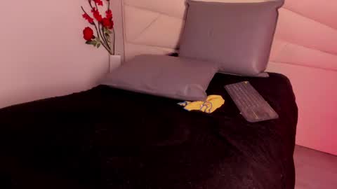 Snapshot of ashley_miller26 chatting on February 22, 2025, 5:46 pm ashley_miller26 online show from February 22, 2025, 5:46 pm