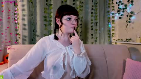 Ashley online show from April 6, 2026, 2:09 am