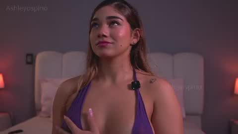 Snapshot of ashley_ospino chatting on July 6, 2026, 11:40 pm Ashley online show from July 6, 2026, 11:40 pm