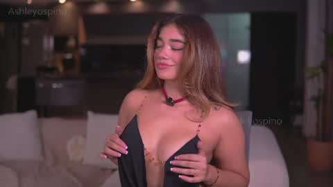 Snapshot of ashley_ospino chatting on July 25, 2026, 12:31 am Ashley online show from July 25, 2026, 12:31 am