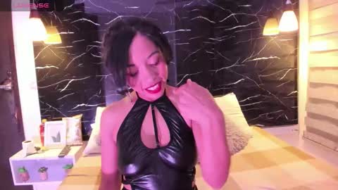 Asheey online show from November 15, 2025, 3:48 am