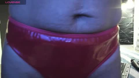 Asheey online show from November 18, 2025, 3:45 am