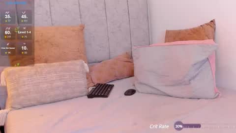 Camila online show from March 10, 2025, 8:12 pm