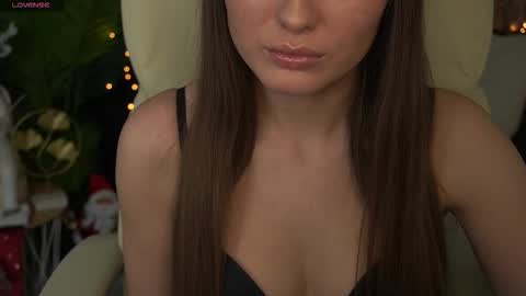 ashleybaee online show from January 17, 2026, 1:16 pm