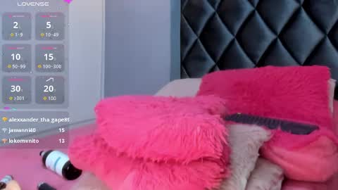 Snapshot of ashleybrend chatting on December 25, 2024, 9:11 pm CAMILA online show from December 25, 2024, 9:11 pm