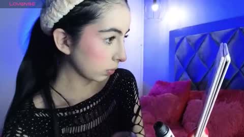 Snapshot of ashleybrend chatting on October 18, 2025, 9:15 pm CAMILA online show from October 18, 2025, 9:15 pm