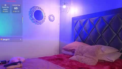 Snapshot of ashleybrend chatting on November 4, 2025, 9:03 pm CAMILA online show from November 4, 2025, 9:03 pm