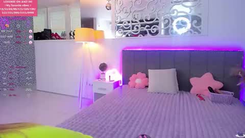 AshleyJonse online show from November 27, 2025, 6:15 am