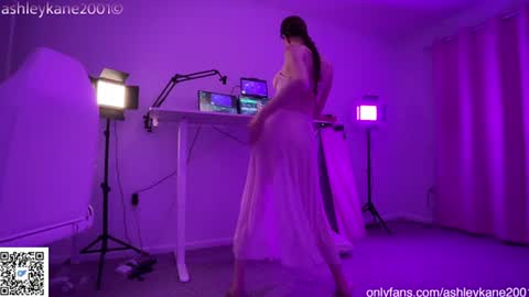 Snapshot of ashleykane2001 chatting on June 30, 2026, 2:45 am Ashley online show from June 30, 2026, 2:45 am