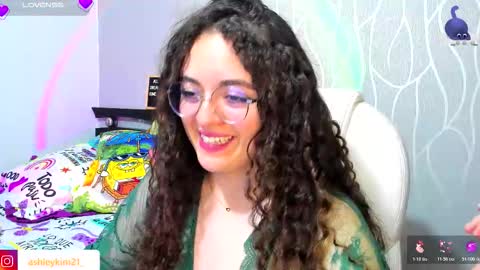 .. Ashley .. online show from October 24, 2025, 12:41 am