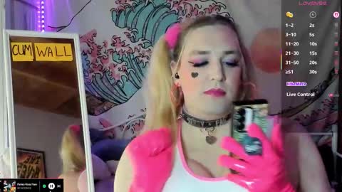 Snapshot of ashleyqt_aus chatting on October 7, 2025, 7:16 am AshleyQT online show from October 7, 2025, 7:16 am