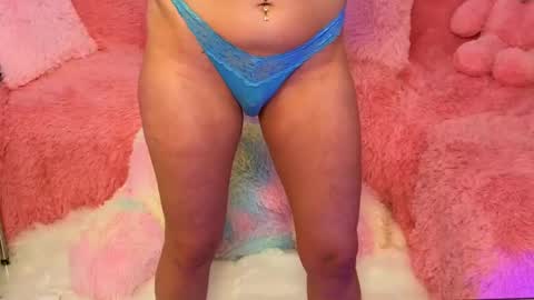 Snapshot of ashleyshyne69 chatting on December 22, 2024, 6:06 am Ashley online show from December 22, 2024, 6:06 am