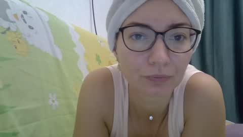 Ashley online show from October 11, 2025, 5:50 am