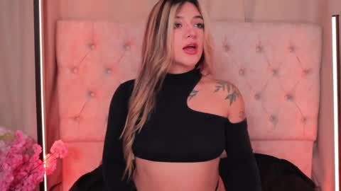 Ashley Lauren online show from February 11, 2025, 4:11 am