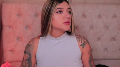 Ashley Lauren online show from February 12, 2025, 4:01 am