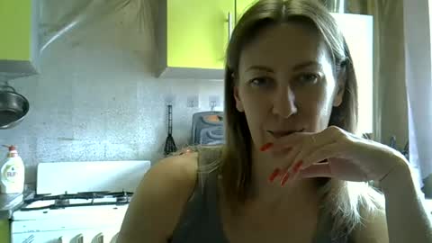 AshleyXHoney online show from June 18, 2026, 7:41 am