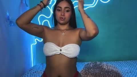Snapshot of ashly_rouxx chatting on July 10, 2026, 9:28 pm Ashlyrouxx online show from July 10, 2026, 9:28 pm