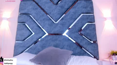 Snapshot of ashlyrey_1 chatting on December 6, 2024, 10:41 pm Ashly online show from December 6, 2024, 10:41 pm