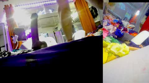 ashmomo online show from December 11, 2024, 7:14 pm