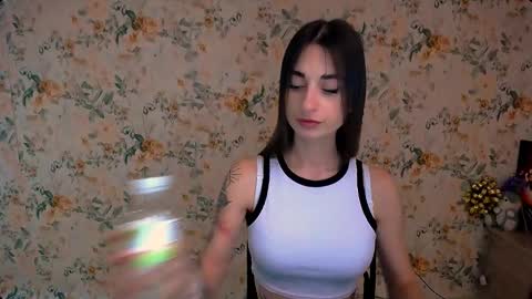 Snapshot of asia_n_ chatting on January 24, 2025, 7:19 am asia_n_ online show from January 24, 2025, 7:19 am