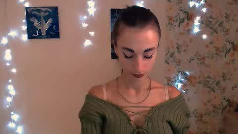 Snapshot of asia_n_ chatting on October 8, 2025, 6:33 am asia_n_ online show from October 8, 2025, 6:33 am