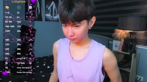 Snapshot of asian_cutie20 chatting on December 9, 2024, 8:00 am Aidan online show from December 9, 2024, 8:00 am