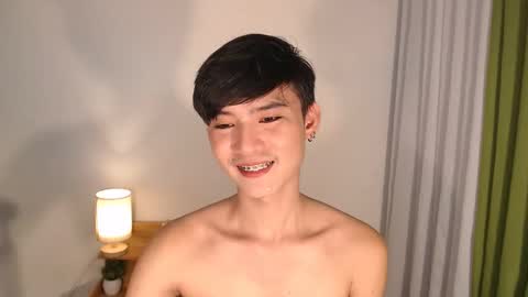Snapshot of asian_cutiebaexx chatting on May 1, 2026, 2:05 am Pat online show from May 1, 2026, 2:05 am