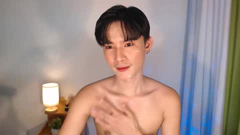 Snapshot of asian_cutiebaexx chatting on May 7, 2026, 1:33 am Pat online show from May 7, 2026, 1:33 am