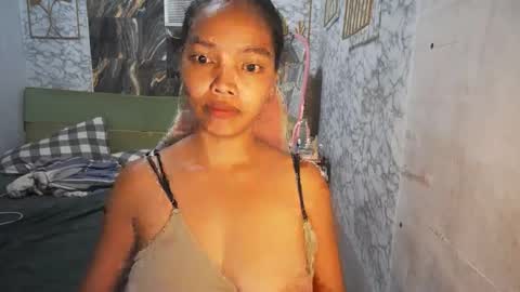 Snapshot of asian_janeth chatting on April 22, 2026, 11:28 pm im janeth single mom online show from April 22, 2026, 11:28 pm