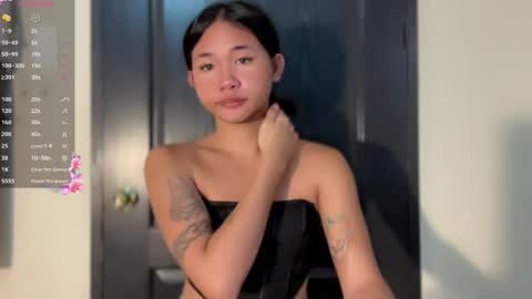 Snapshot of asian_loloera chatting on May 22, 2026, 10:59 pm Rhea online show from May 22, 2026, 10:59 pm