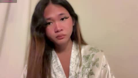 Snapshot of asian_loloera chatting on May 23, 2026, 11:03 am Rhea online show from May 23, 2026, 11:03 am