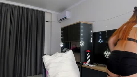 Snapshot of asian_loverpop chatting on July 5, 2026, 4:19 am asian_loverpop online show from July 5, 2026, 4:19 am