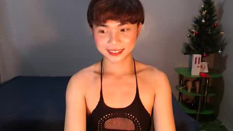 Snapshot of asian_reyshell chatting on October 7, 2025, 1:36 am Reyshell online show from October 7, 2025, 1:36 am