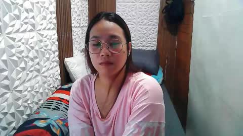 Trixie online show from May 14, 2026, 7:26 am