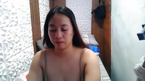 Trixie online show from June 5, 2026, 6:31 am
